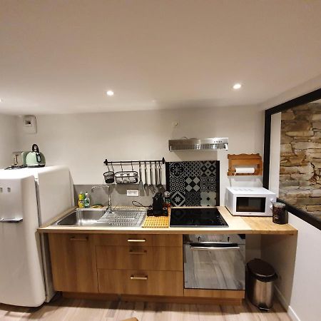 Appartements C'Home Un Charme ลันยง ภายนอก รูปภาพ